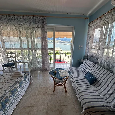 Waterfront Apartman *